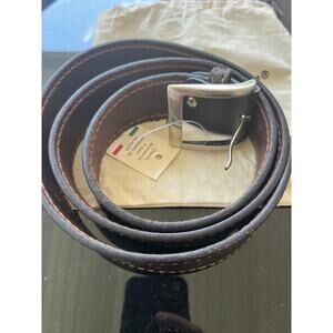 Genny Men’s Brown leather belt- 48” in length- Made in Italy-NWT